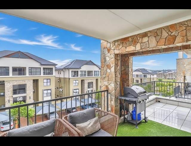 2 BEDROOM APARTMENT FOR SALE IN WATERFALL